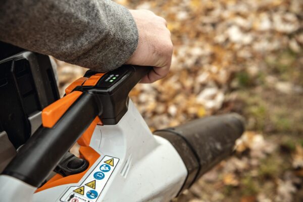 STIHL BGA 200 Battery Blower AP System with Hip Pad, BGA200