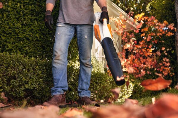 STIHL BGA 57 Battery Blower AK System with Battery and Charger, BGA57