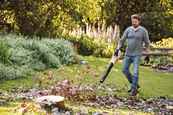 STIHL BGA 57 Battery Blower AK System with Battery and Charger, BGA57