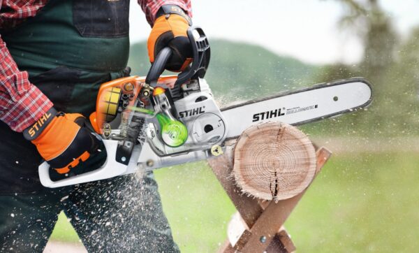 STIHL MS 231 C-BE Petrol Chainsaw, MS231