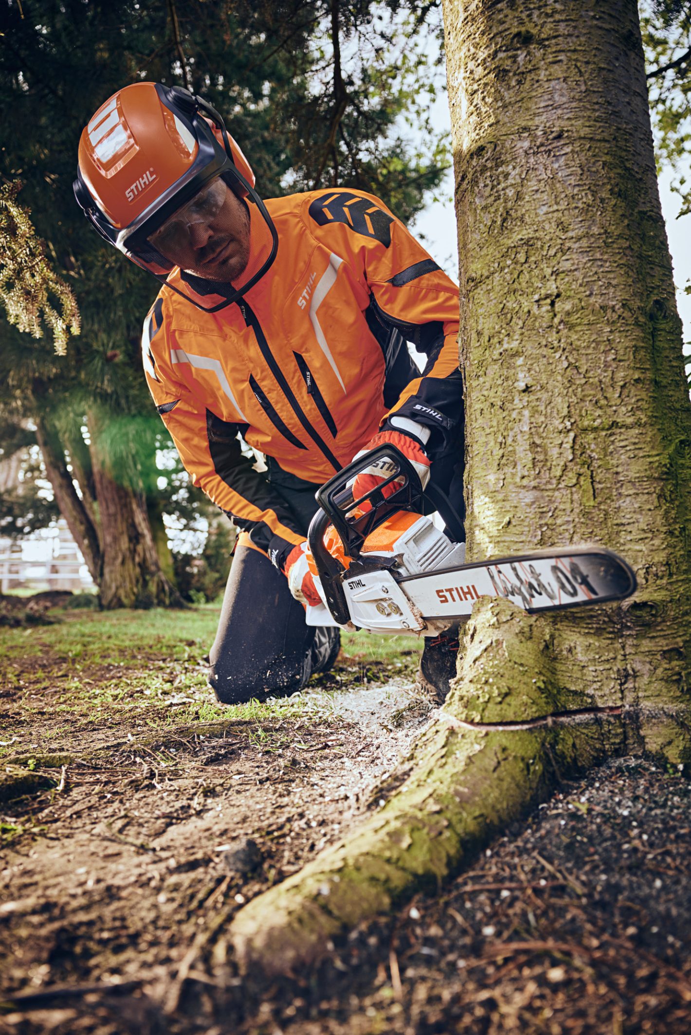 STIHL MSA 300 C-O 18″ Skin Only, MSA300