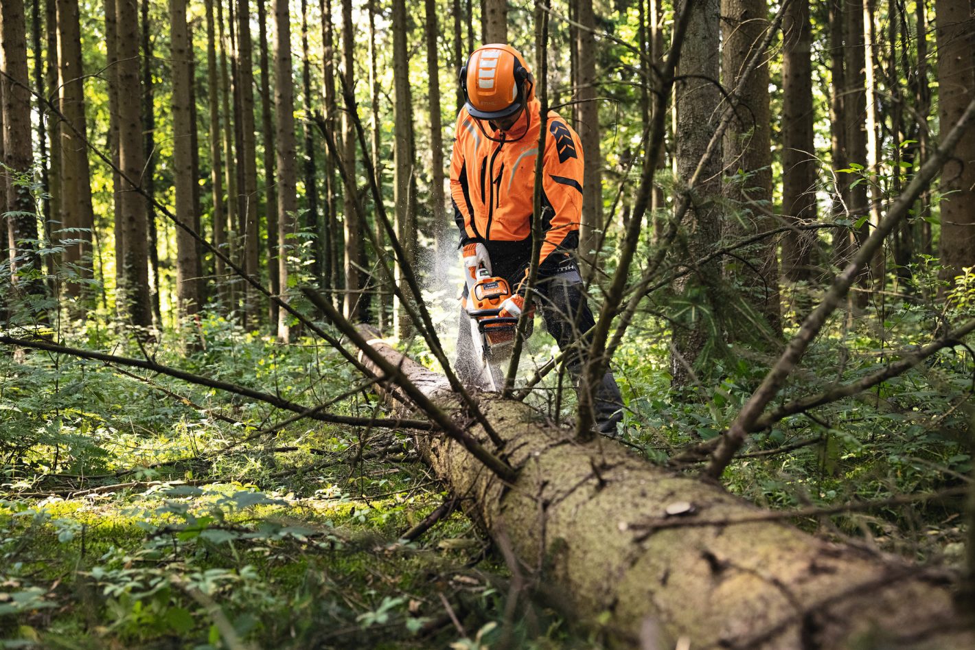 STIHL MSA 300 C-O 18″ Skin Only, MSA300