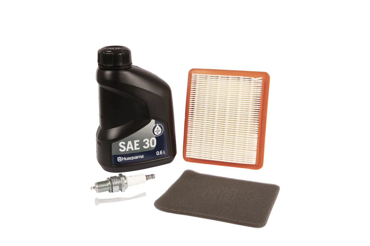 Maintenance kit – pre air filter, air filter, fuel filter, spark plug and motor oil