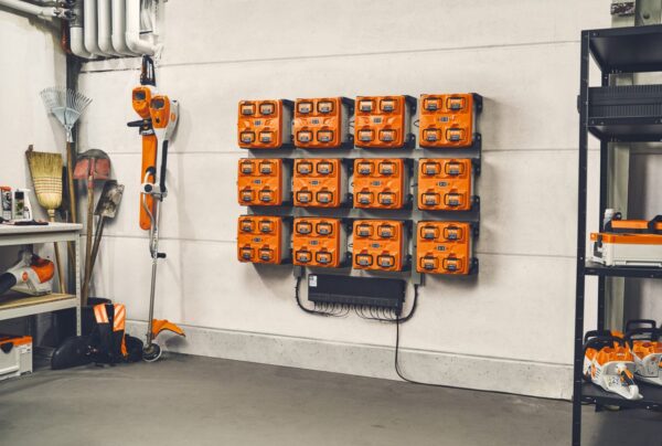 STIHL STIHL AL 301-4 – High-speed charger