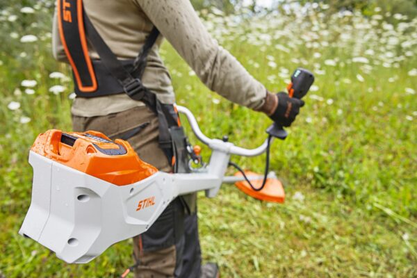 STIHL FSA 135 Battery Brushcutter AP System Bike Handle Skin Only, FSA135