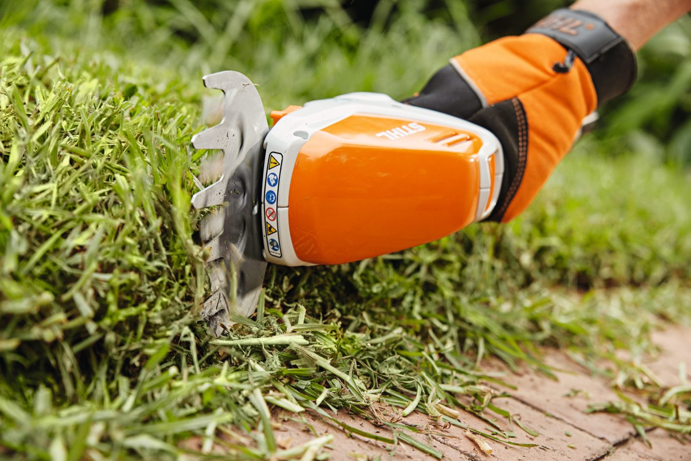 STIHL HSA 26 Battery Shrub Shear AS System Skin Only, HSA26