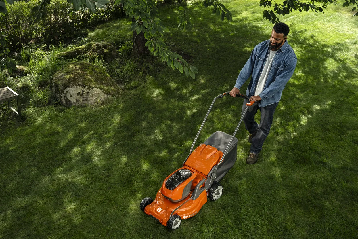 Husqvarna LC 347iVX Battery lawn mower, LC347