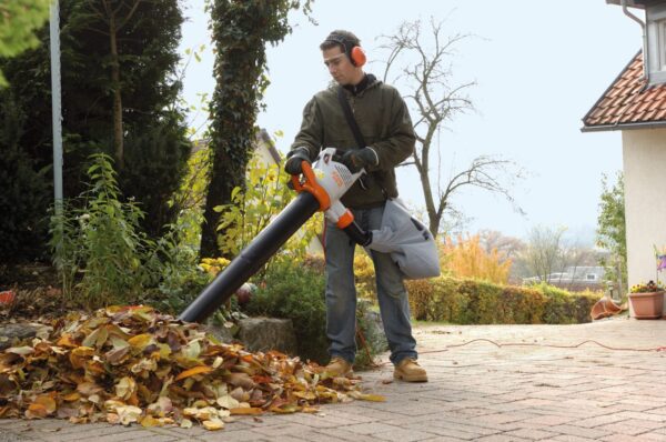 STIHL SHE 81 Electric Blower, SHE81