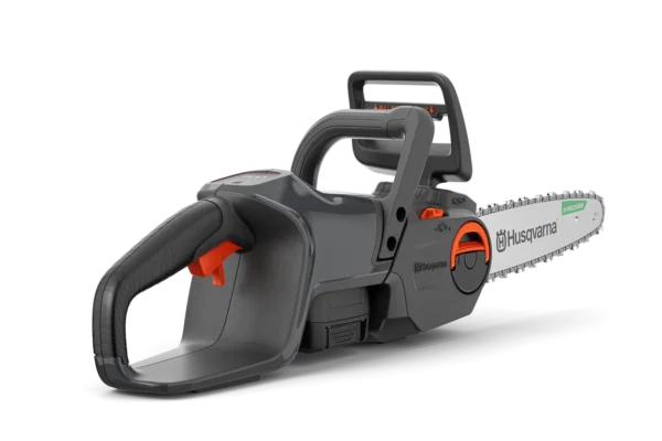Husqvarna Aspire™ Chainsaw 18V With 4.0Ah Battery and 2.5Ah Charger