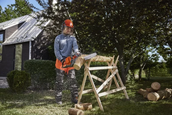 Husqvarna 240i​ Battery Chainsaw without battery and charger